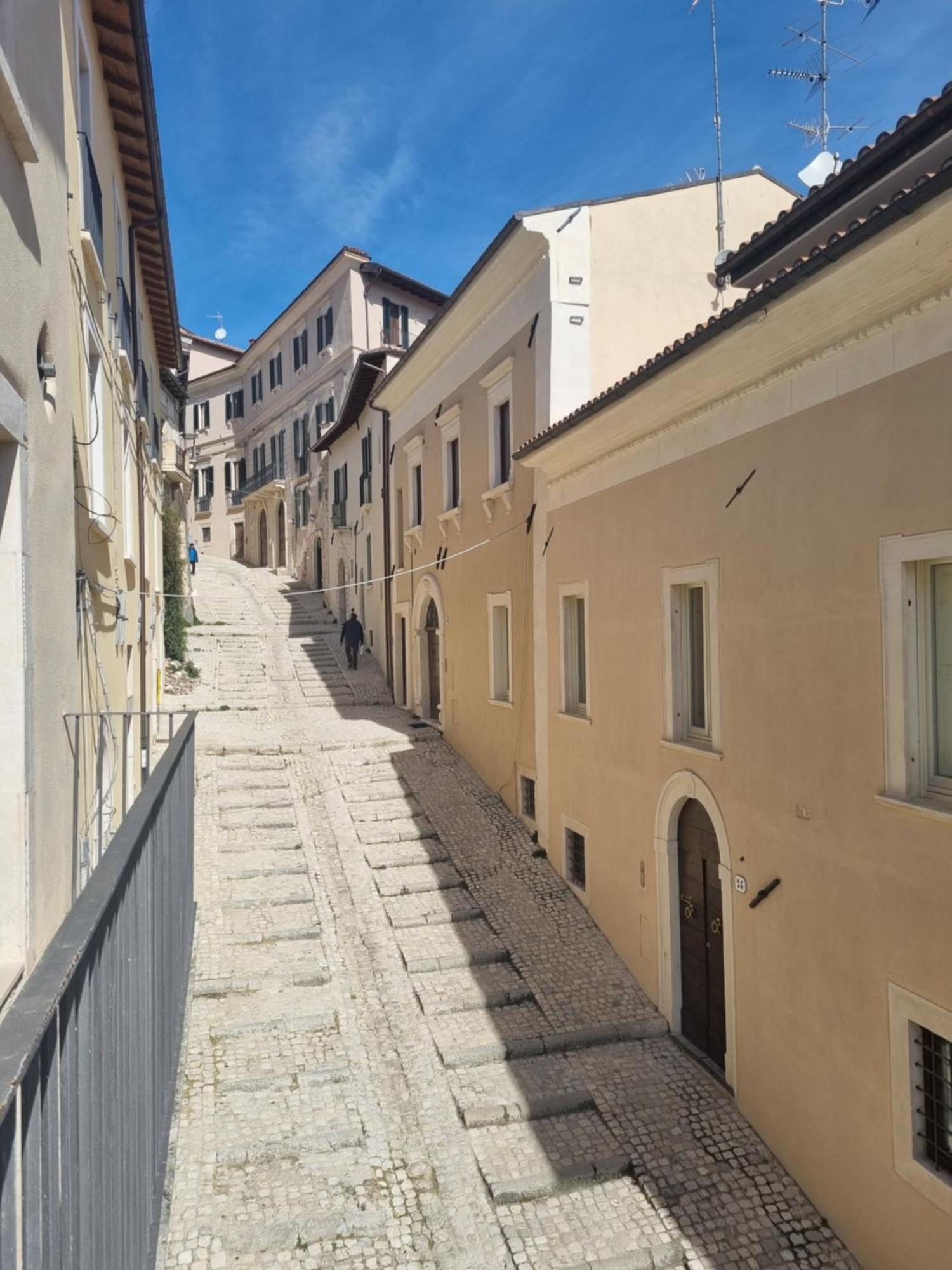 Hotel Dimora Grotta Masciarelli LʼAquila Exterior foto
